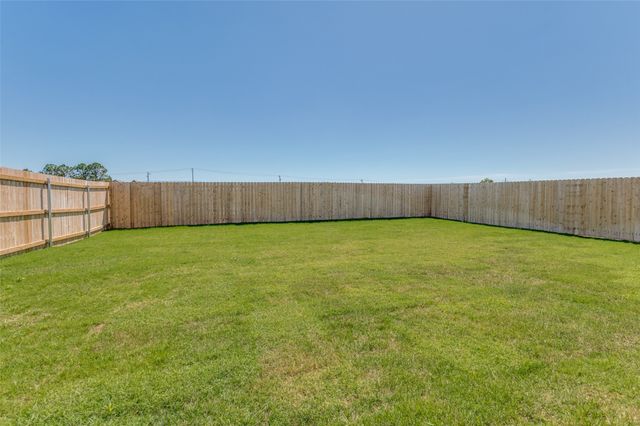 3722 MIGHTY OAKS Street, Bedford, TX 76021