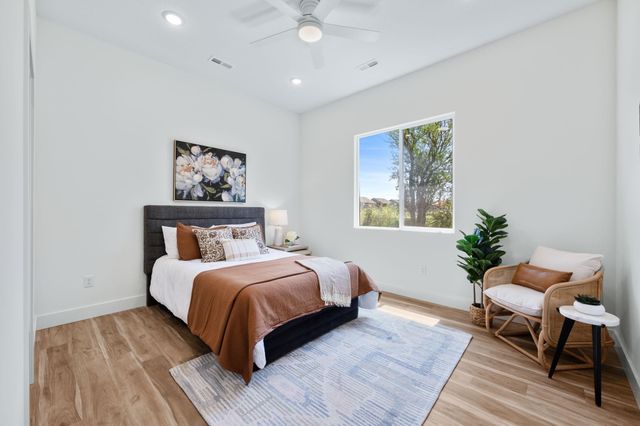 701 E Elmwood St, Park City, KS 67147