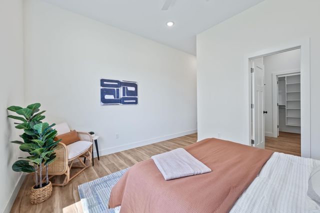 701 E Elmwood St, Park City, KS 67147