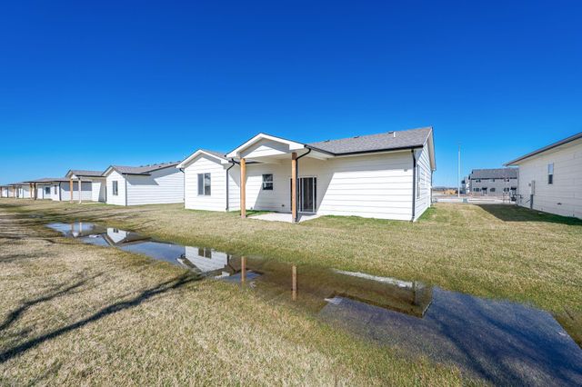 701 E Elmwood St, Park City, KS 67147
