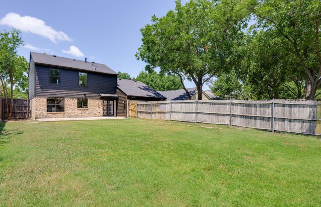 2310 Sweetbriar Court, Mesquite, TX 75150
