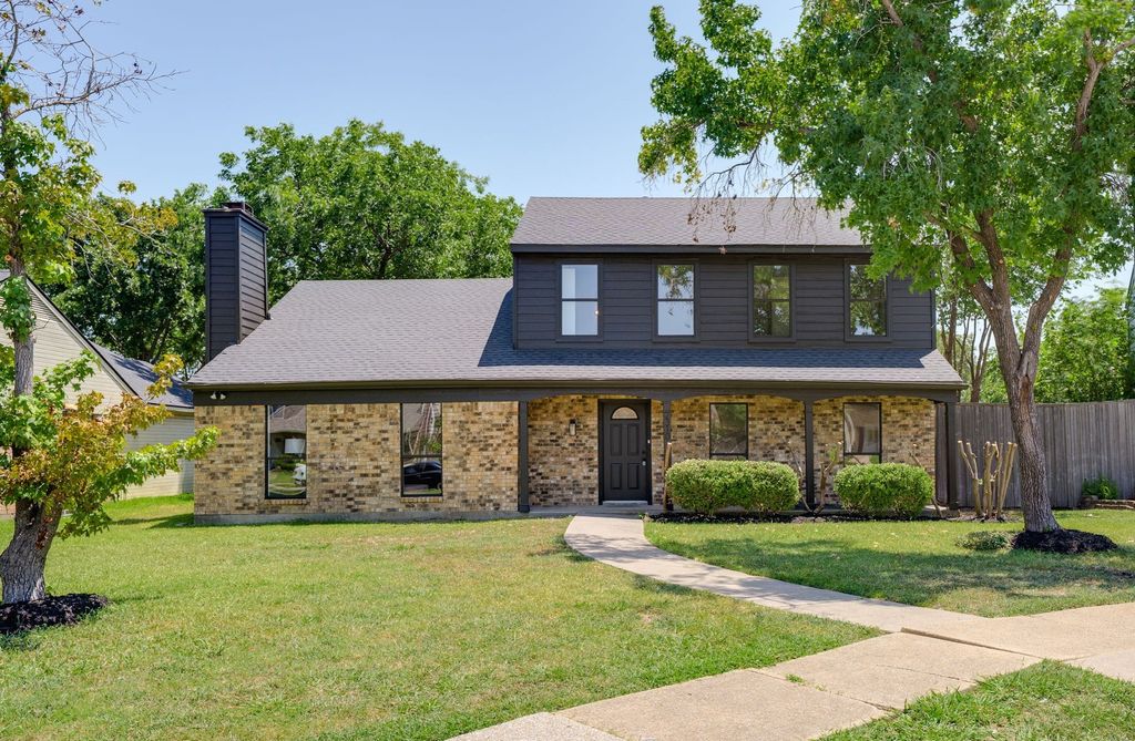 2310 Sweetbriar Court, Mesquite, TX 75150