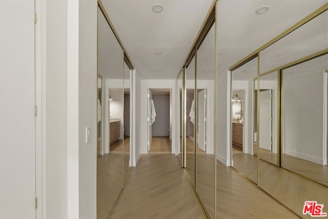 11808 Dorothy Street 206, Los Angeles, CA 90049