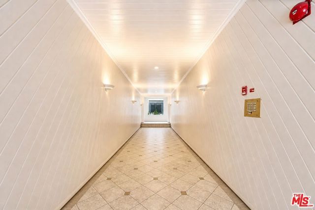 11808 Dorothy Street 206, Los Angeles, CA 90049