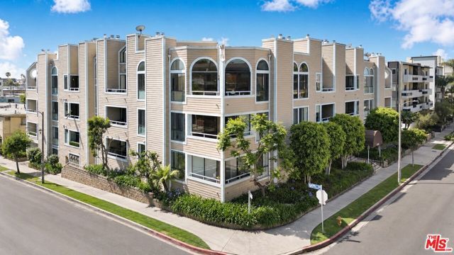 11808 Dorothy Street 206, Los Angeles, CA 90049