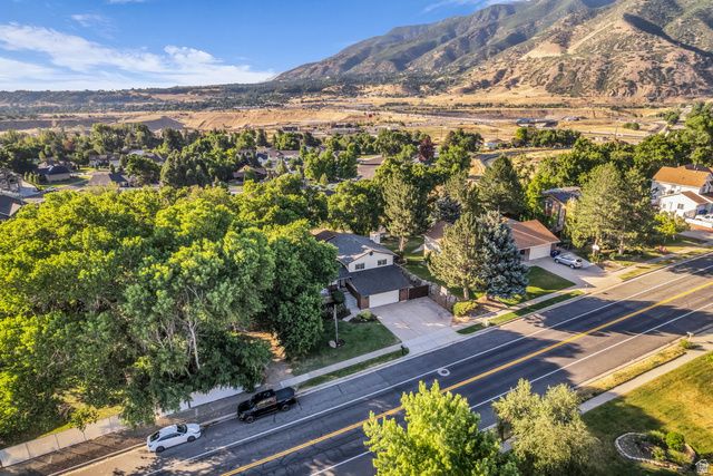 2600 DEER RUN DR, South Weber, UT 84405