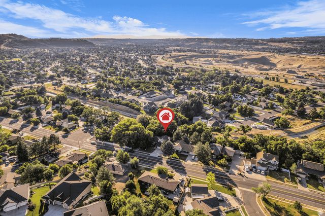 2600 DEER RUN DR, South Weber, UT 84405