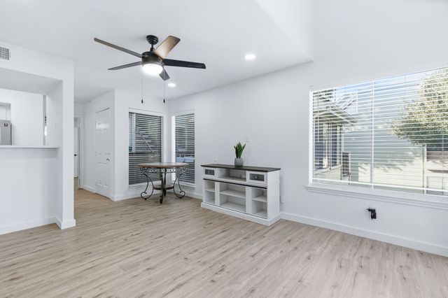 3101 Sondra Drive 201 (Short Term), Fort Worth, TX 76107