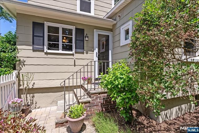 3 Ferguson Place, Glen Rock, NJ 07452