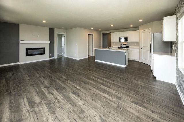 1045 Waukee Avenue, Waukee, IA 50263