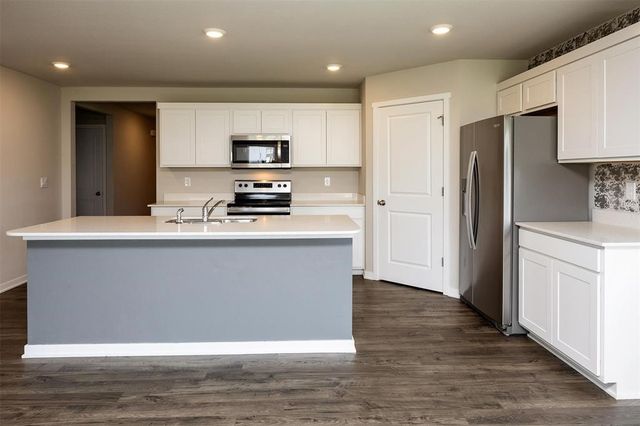 1045 Waukee Avenue, Waukee, IA 50263