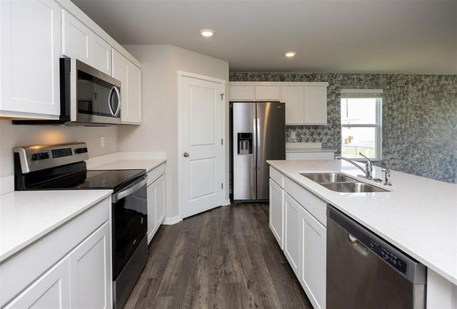 1045 Waukee Avenue, Waukee, IA 50263