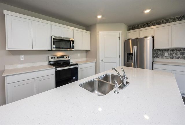 1045 Waukee Avenue, Waukee, IA 50263