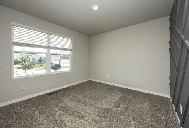 1045 Waukee Avenue, Waukee, IA 50263