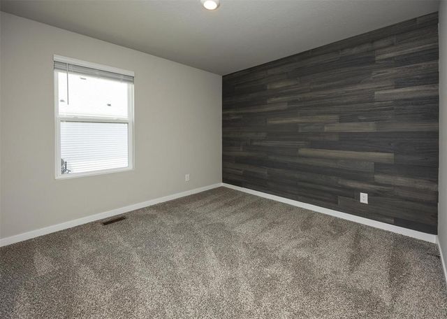 1045 Waukee Avenue, Waukee, IA 50263