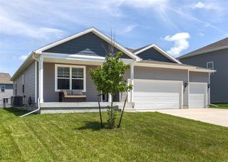 1045 Waukee Avenue, Waukee, IA 50263