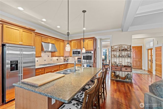 21729 Quiet Water Loop, Lake Tapps, WA 98391