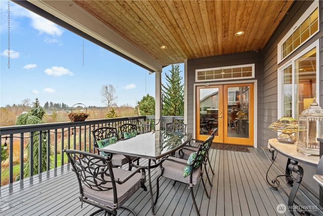 21729 Quiet Water Loop, Lake Tapps, WA 98391
