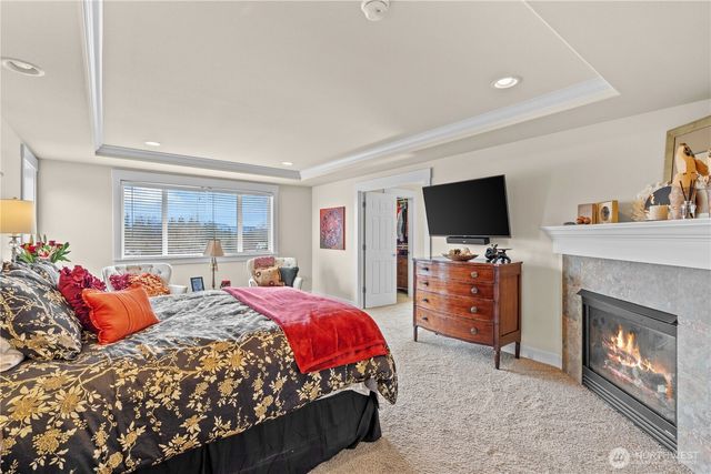 21729 Quiet Water Loop, Lake Tapps, WA 98391