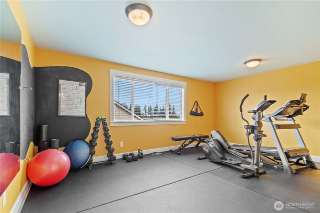 21729 Quiet Water Loop, Lake Tapps, WA 98391