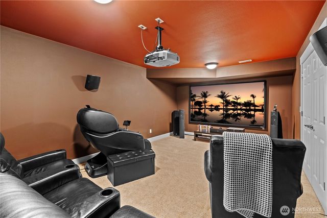 21729 Quiet Water Loop, Lake Tapps, WA 98391