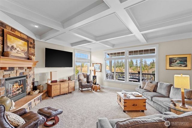 21729 Quiet Water Loop, Lake Tapps, WA 98391