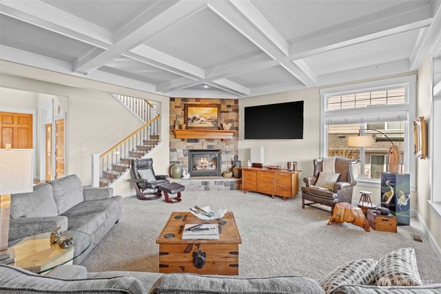 21729 Quiet Water Loop, Lake Tapps, WA 98391