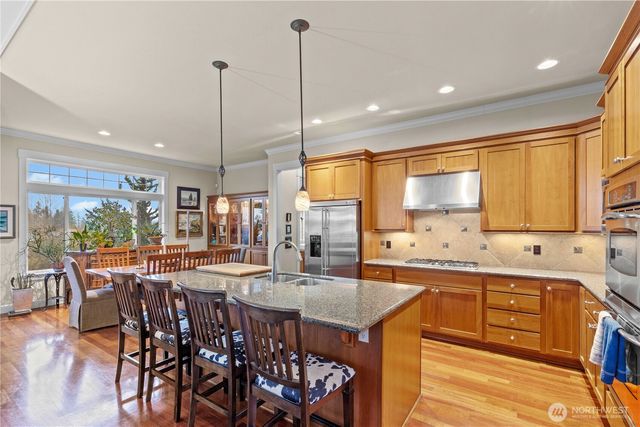 21729 Quiet Water Loop, Lake Tapps, WA 98391