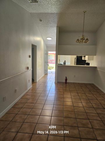 1305 Rosewood Villa Lane, West Palm Beach, FL 33417