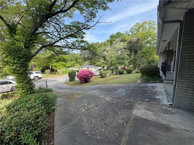 1517 Glenrock Drive NW, Atlanta, GA 30318