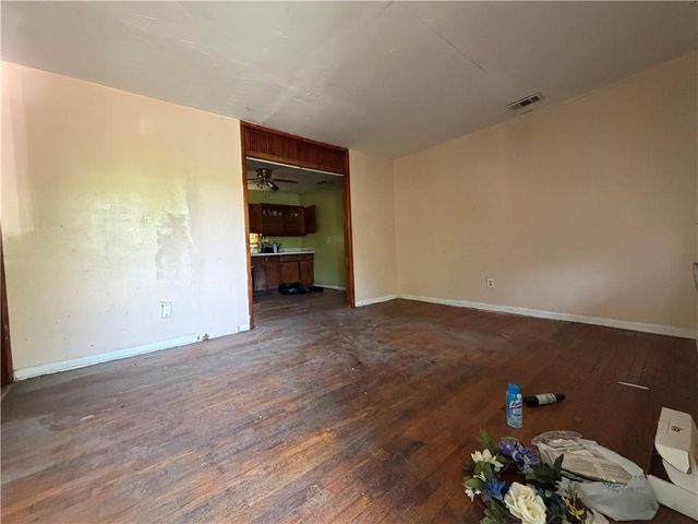 1517 Glenrock Drive NW, Atlanta, GA 30318