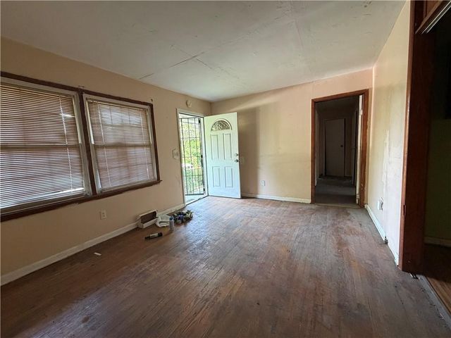 1517 Glenrock Drive NW, Atlanta, GA 30318