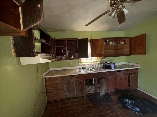 1517 Glenrock Drive NW, Atlanta, GA 30318