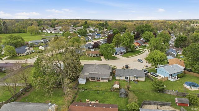 1430 Viking Drive, South Bend, IN 46628