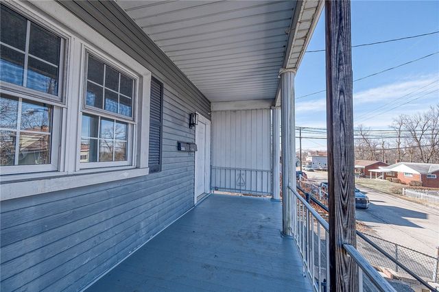 335 Queensbury St 1, Crafton Heights, PA 15205