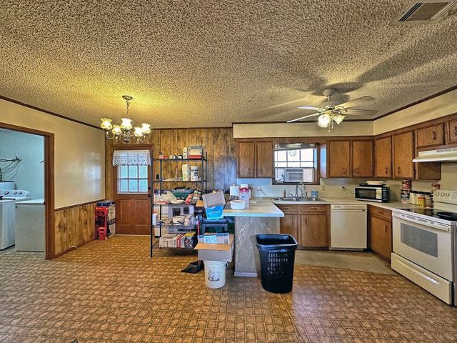 6178 County Road 3925, Athens, TX 75752