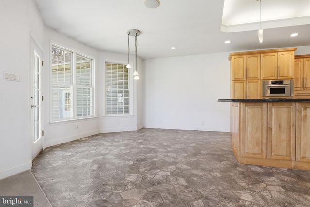 5303 STAMBAUGH RD, Spring Grove, PA 17362