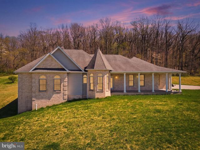 5303 STAMBAUGH RD, Spring Grove, PA 17362