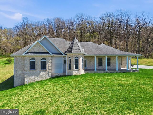 5303 STAMBAUGH RD, Spring Grove, PA 17362