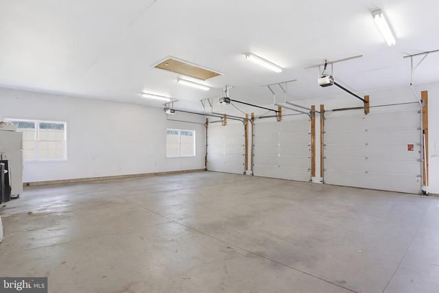 5303 STAMBAUGH RD, Spring Grove, PA 17362