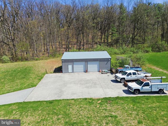 5303 STAMBAUGH RD, Spring Grove, PA 17362