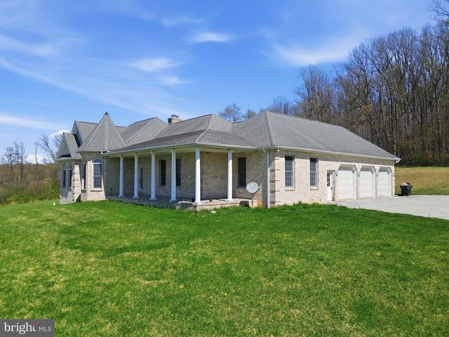 5303 STAMBAUGH RD, Spring Grove, PA 17362