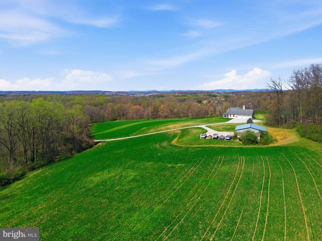5303 STAMBAUGH RD, Spring Grove, PA 17362
