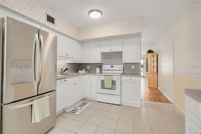 2468 FLORENTINE WAY 34, Clearwater, FL 33763