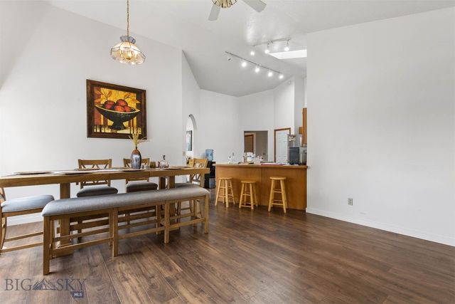 711 Yellowstone Avenue, Manhattan, MT 59741