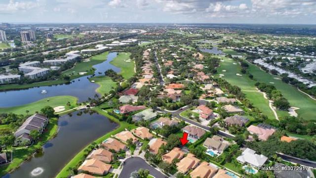 2613 Mohawk Circle, West Palm Beach, FL 33409