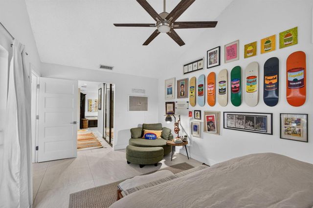 2613 Mohawk Circle, West Palm Beach, FL 33409