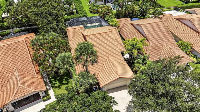 2613 Mohawk Circle, West Palm Beach, FL 33409