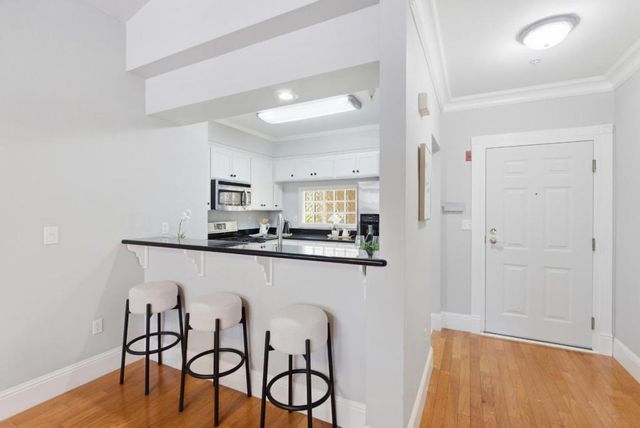 530 El Camino Real 308, Burlingame, CA 94010