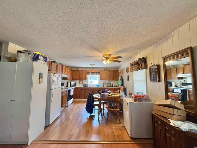 520 & 526 Boundary Ave., Murrells Inlet, SC 29576